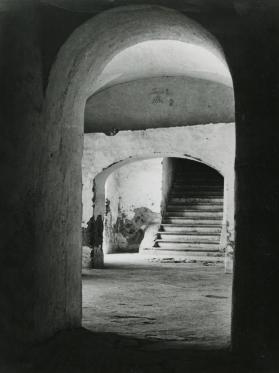 Arcos de convento. Impresión de negativo donado por Vittorio Vidali. Fototeca INAH.